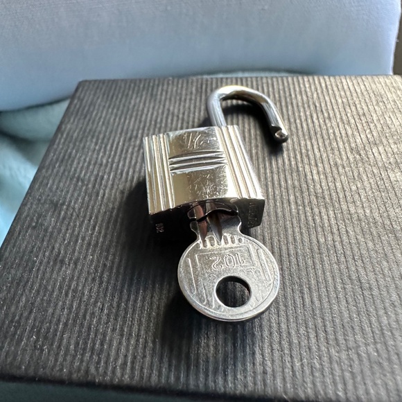 Authentic Hermes Lock & Key - Picture 3 of 4